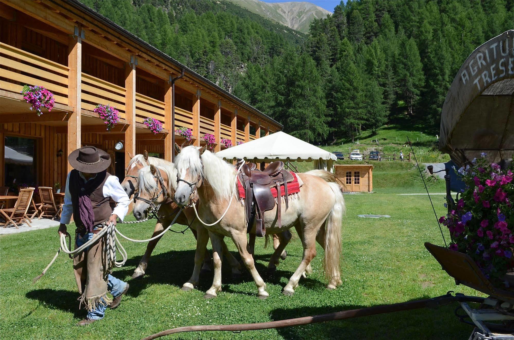 La Tresenda Hotel And Mountain Farm Livigno Kültér fotó